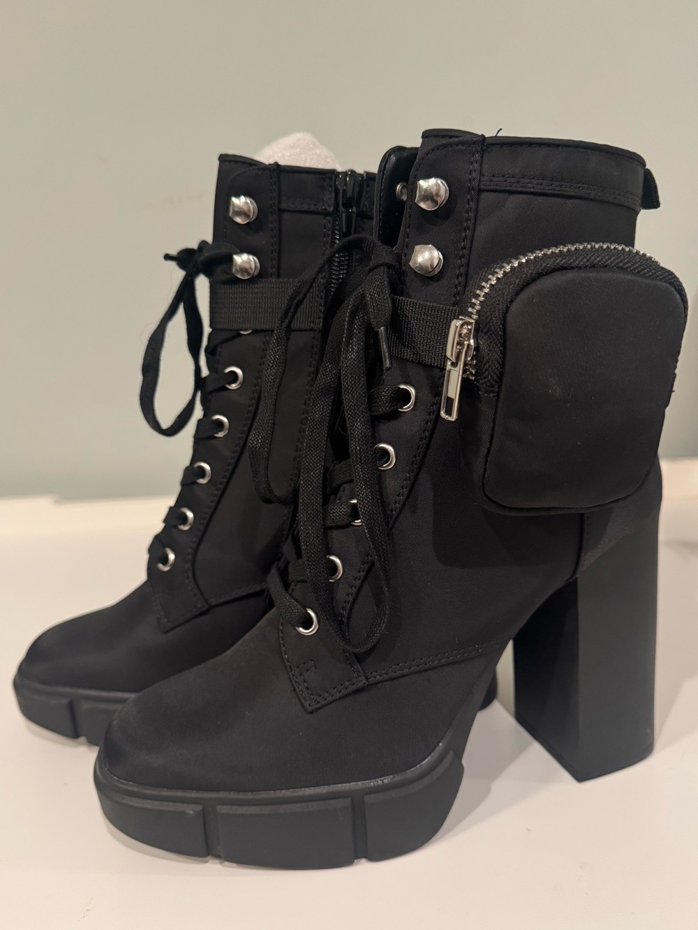 Steve Madden Herrick Black Platform Heeled Combat Boots Size 8 Rare - Picture 4 of 6